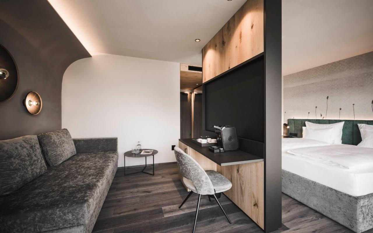 Somvita Suites Tirolo Exterior foto